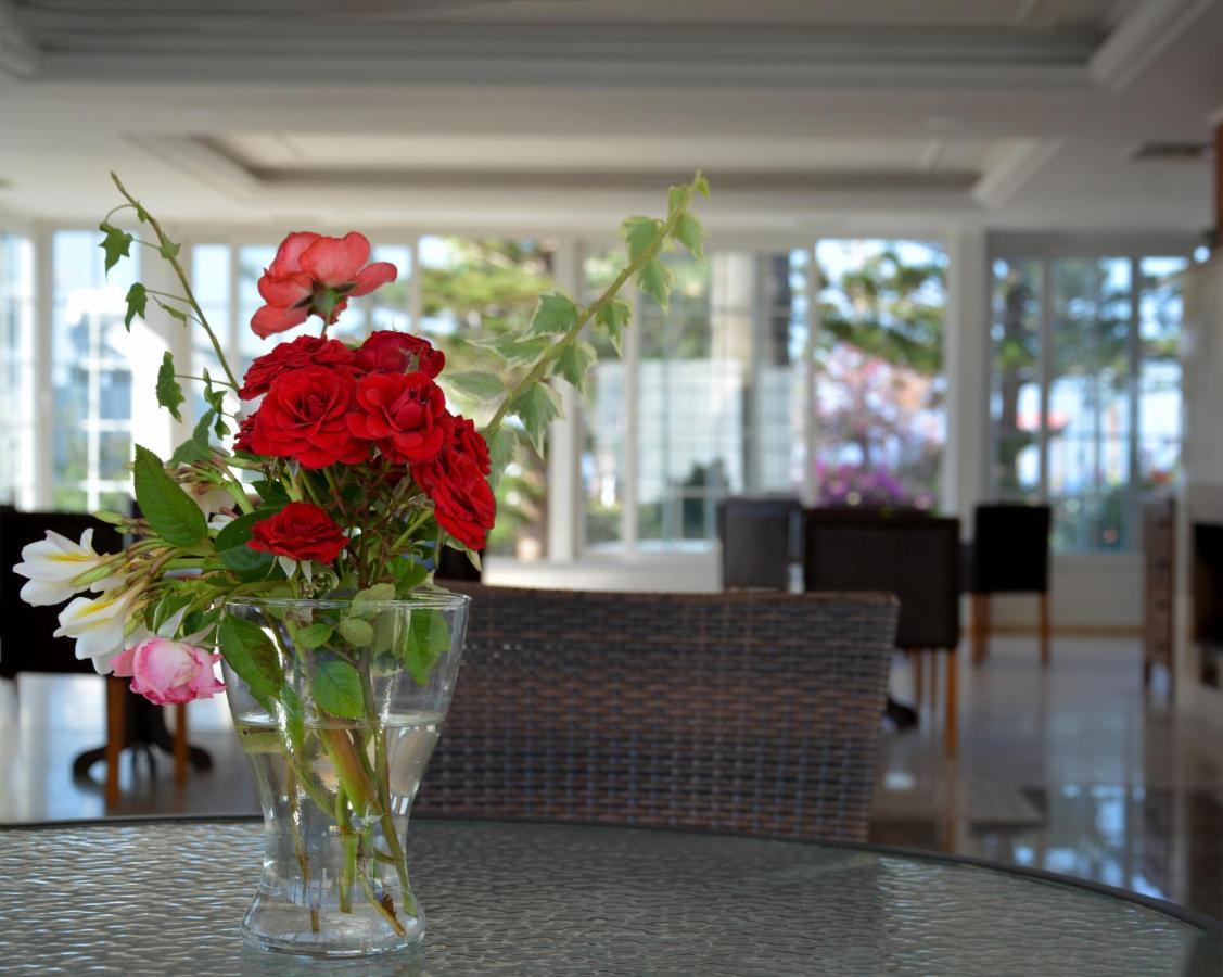 Club Lapethos Bungalow ไคริเนีย ภายนอก รูปภาพ